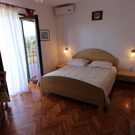 Apartments&Rooms Jelka Malinska Buitenkant foto