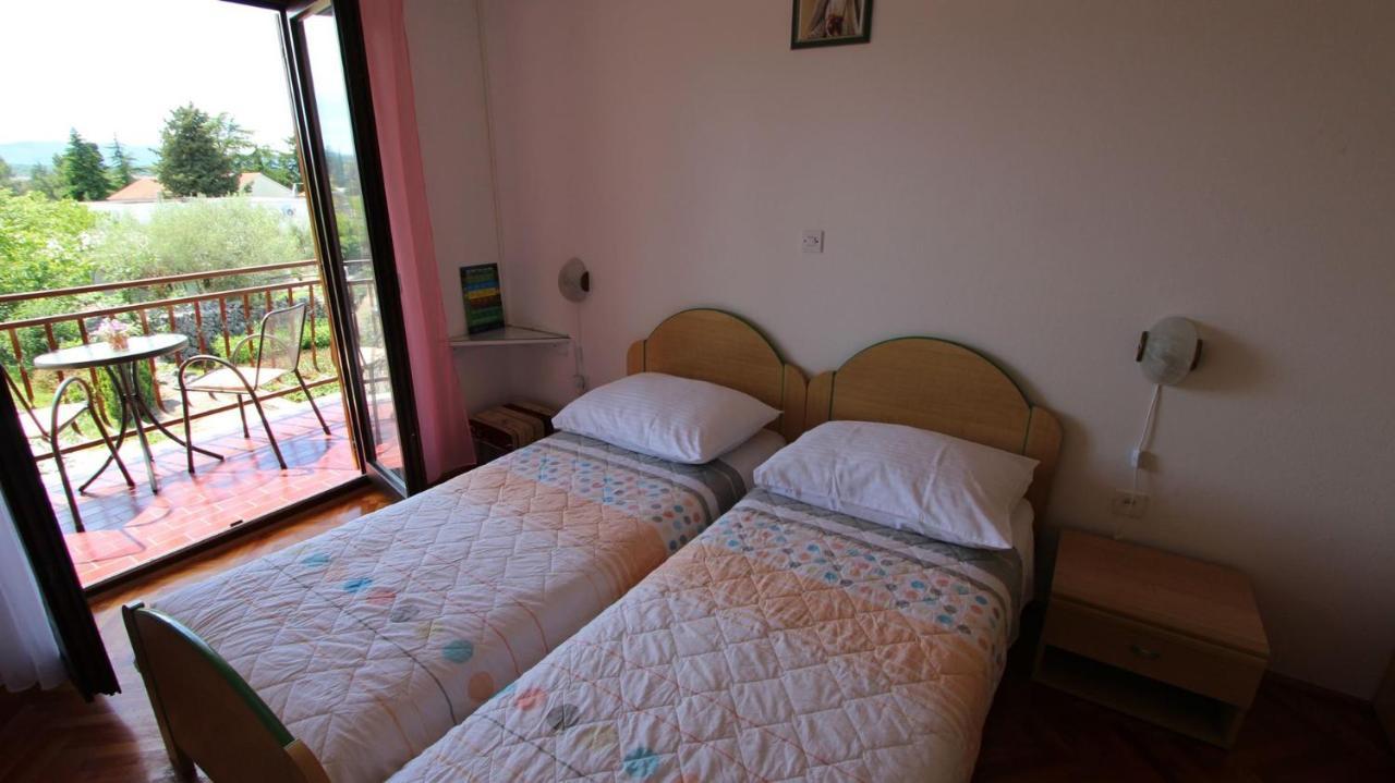 Apartments&Rooms Jelka Malinska Buitenkant foto